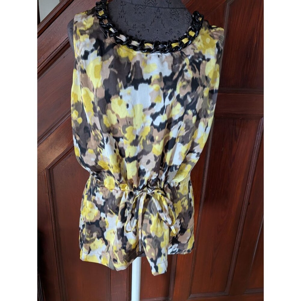 Alfani Womens Sleeveless Floral Top Size L Chain Neck Detail Yellow/Brown